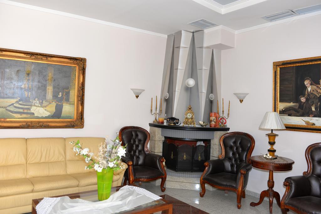 Kyridis Hotel Komotini Exterior photo